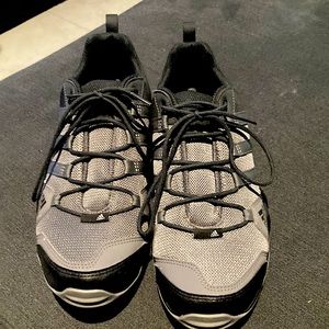 Adidas Terrex Traxion 9.5M Sneakers/Hiking